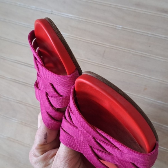 Rothy’s Crossover Woven Cherry Red Vibrant Colorful Comfort Knit Slide Sandals - Picture 5 of 10